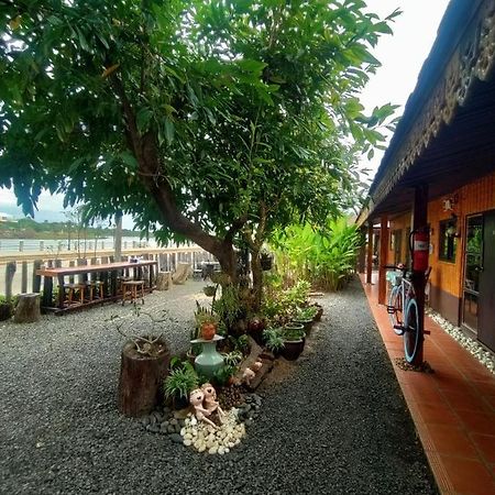 Rim Than View Resort Ubon Ratchathani Ngoại thất bức ảnh